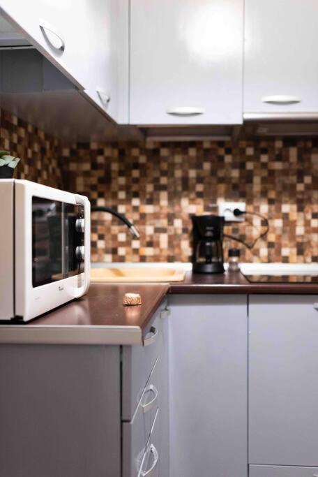 דירות Cozy Studio In The Heart Of בוקרשט מראה חיצוני תמונה
