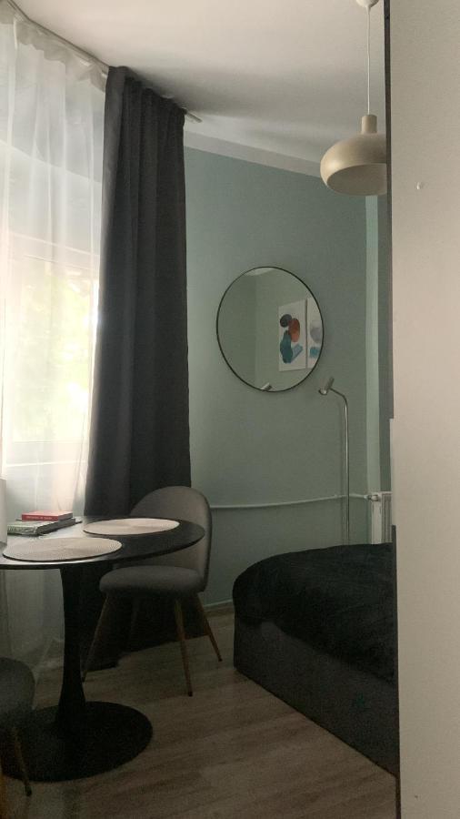 דירות Cozy Studio In The Heart Of בוקרשט מראה חיצוני תמונה